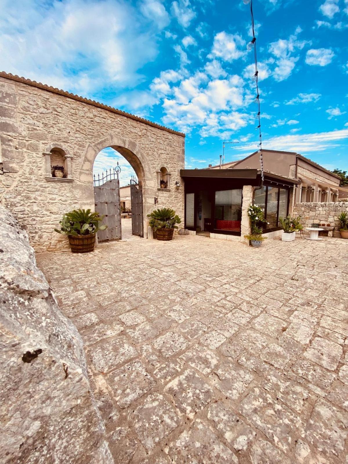 Mastro Vanni - Urban Masseria Raguse Extérieur photo